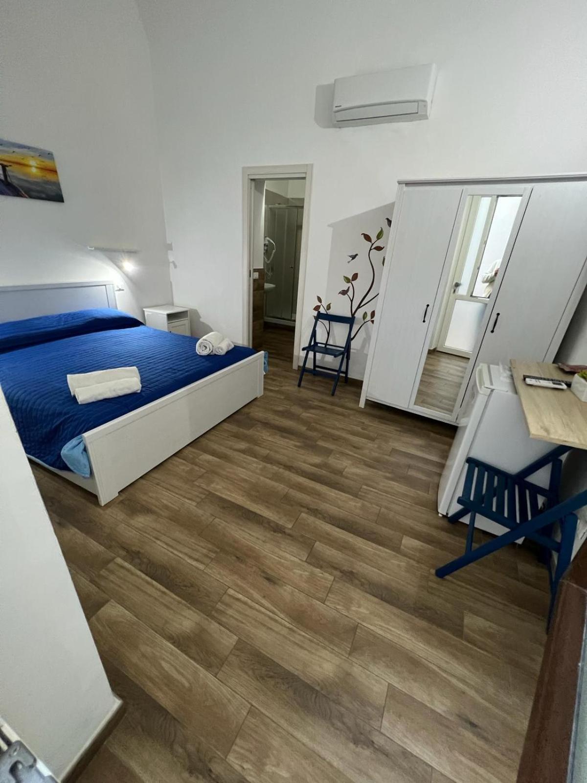 67 Rooms เชฟาลู ภายนอก รูปภาพ